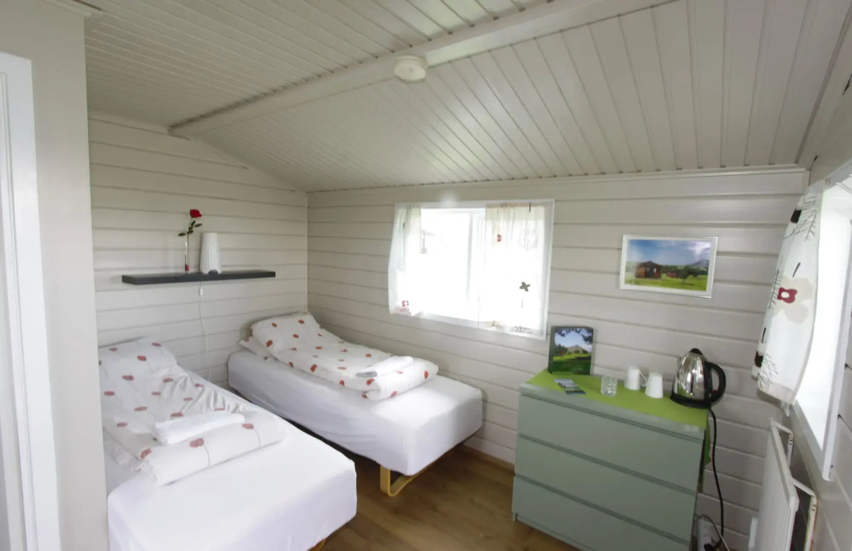 Hellisholar Cottages
