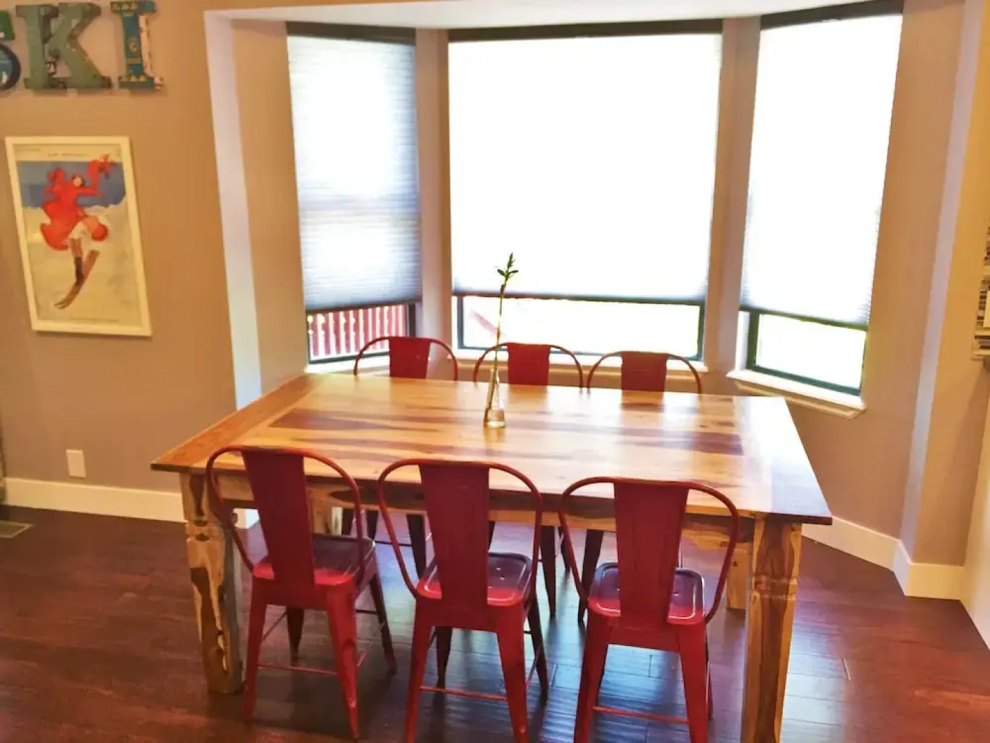 Exquisite 7-BR Home by the Mountains