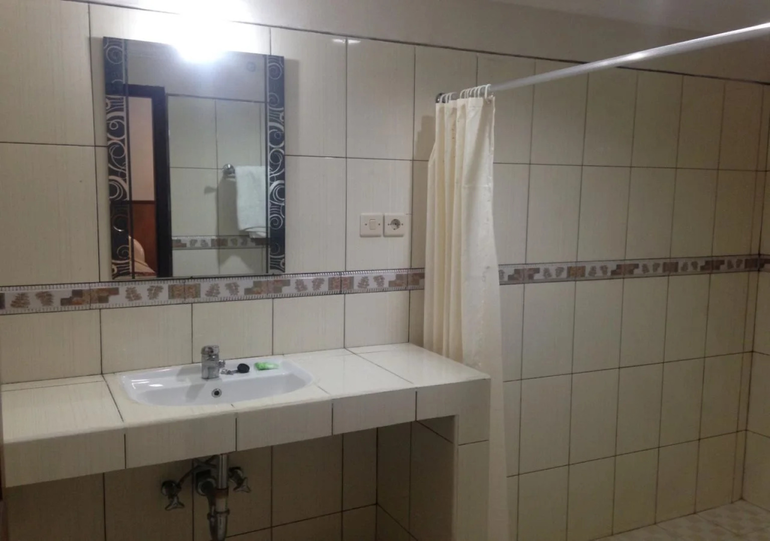 Dewa Bharata Bungalows Candidasa