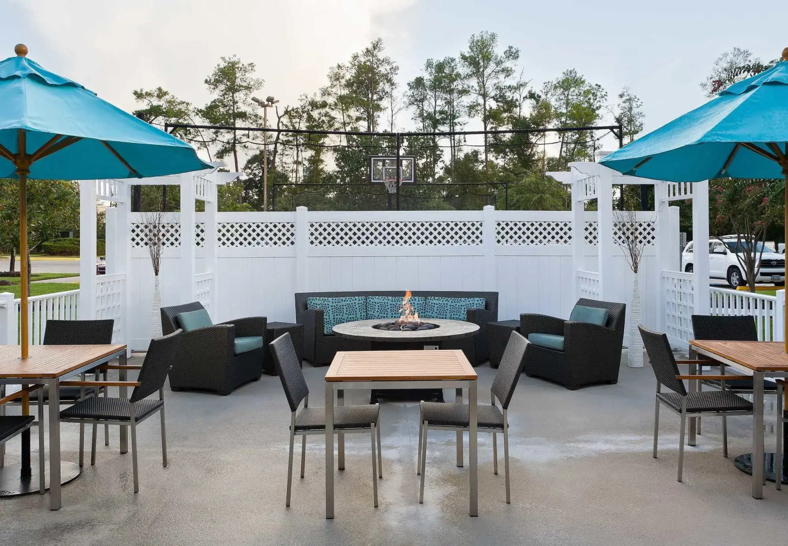 Residence Inn Houston The Woodlands / Lake Front Circle