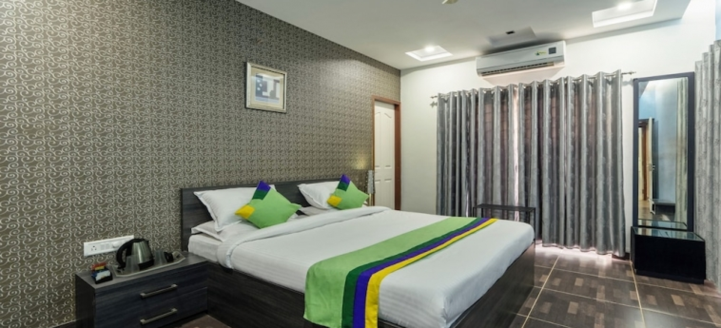 Treebo Midvalley Residence