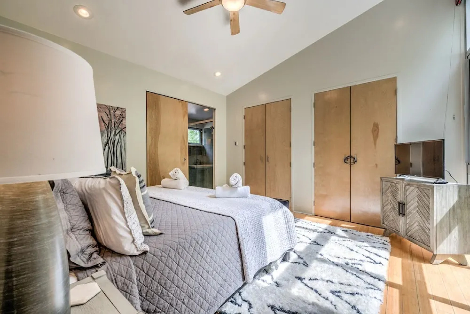 Tara's Treehouse - 3 Br Home