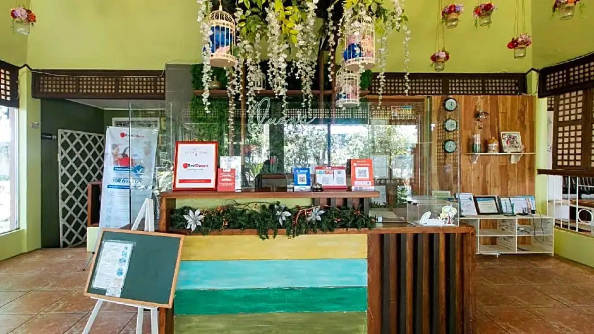 RedDoorz Premium @ Ouan's the Farm Resort