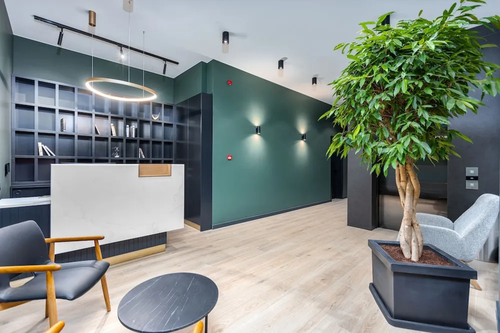 Gratus Aparthotel