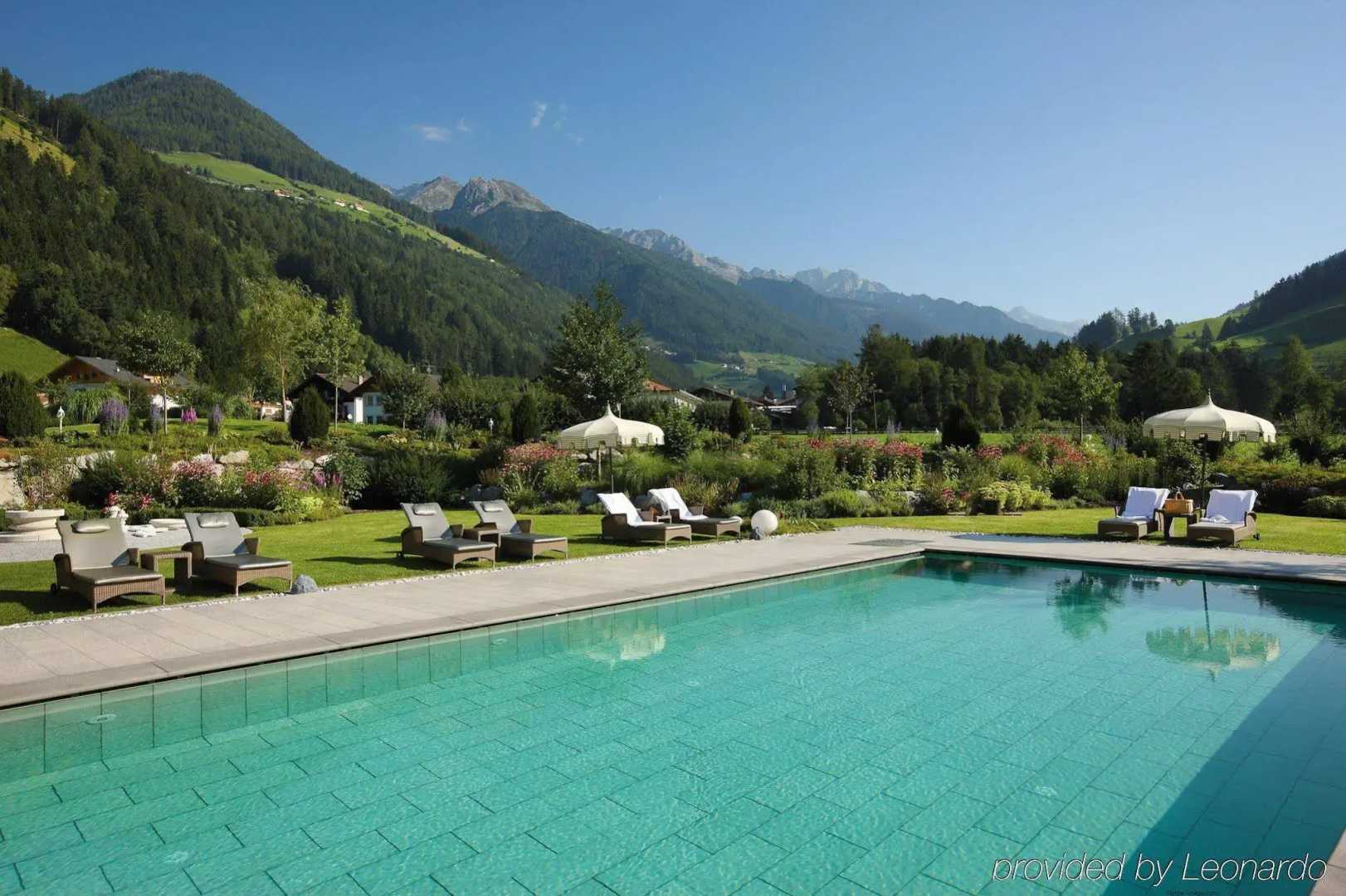 Alpenpalace Luxury Hideaway & Spa Retreat
