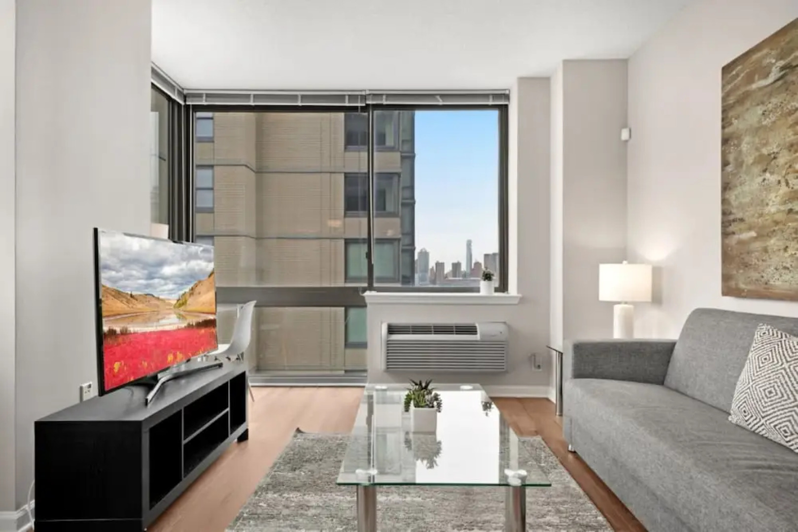 Monaco by Bluebird Suites