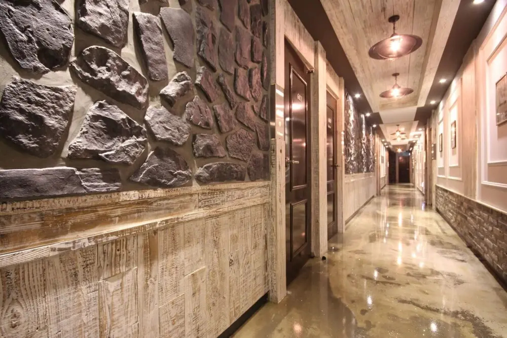 Daegu Dongdaegu Station London Boutique