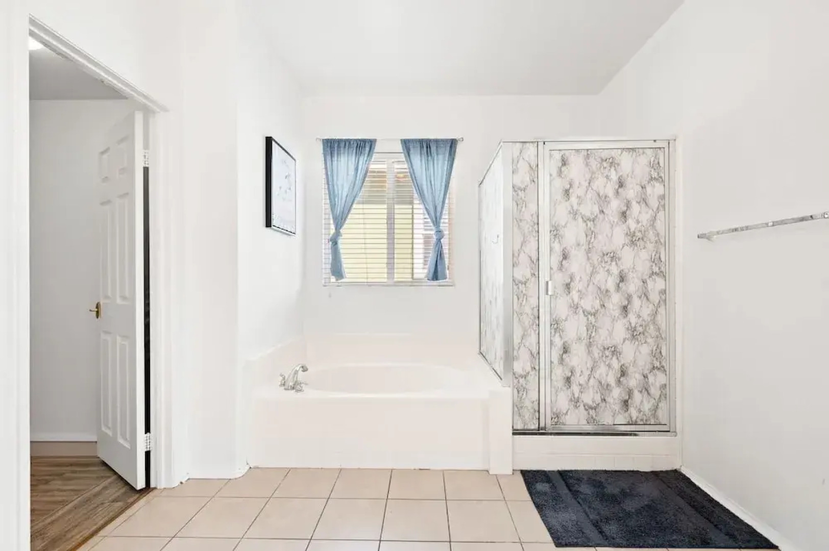 Bright Airy 5B Home Workspace Outdoor Lounge