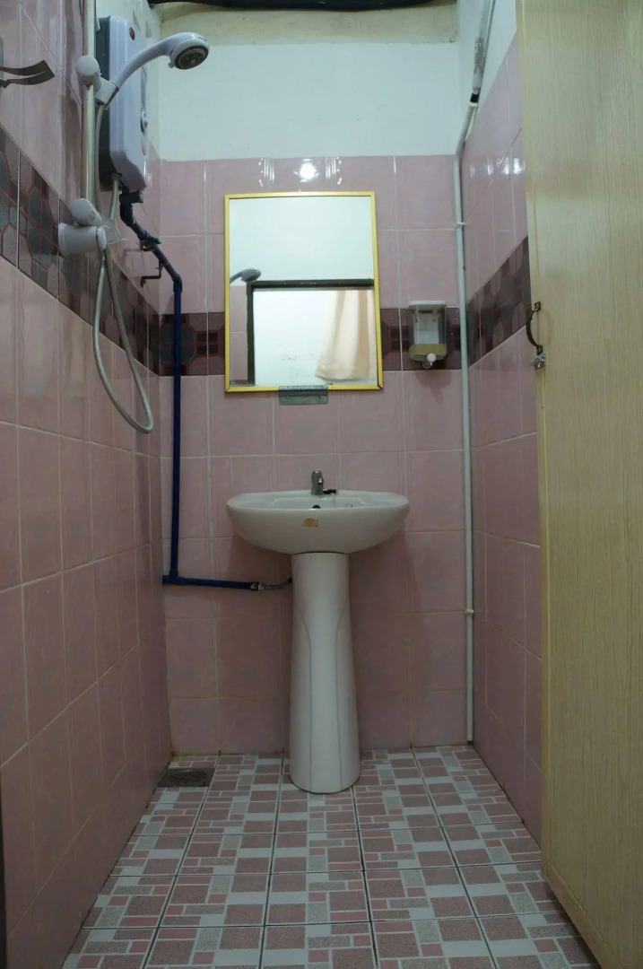 OYO 90037 The 7 Lodge Tambunan