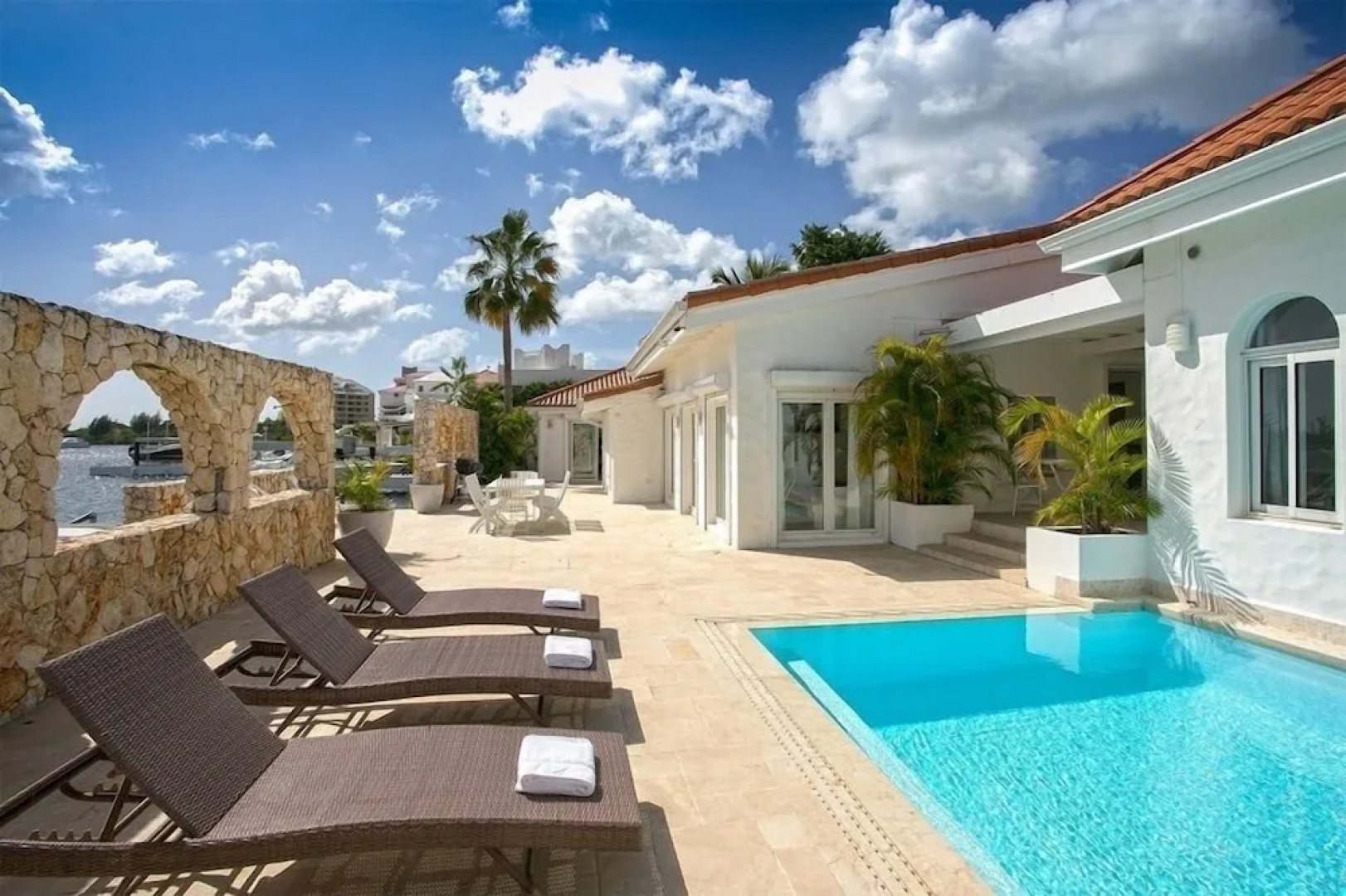 Villa ONE
