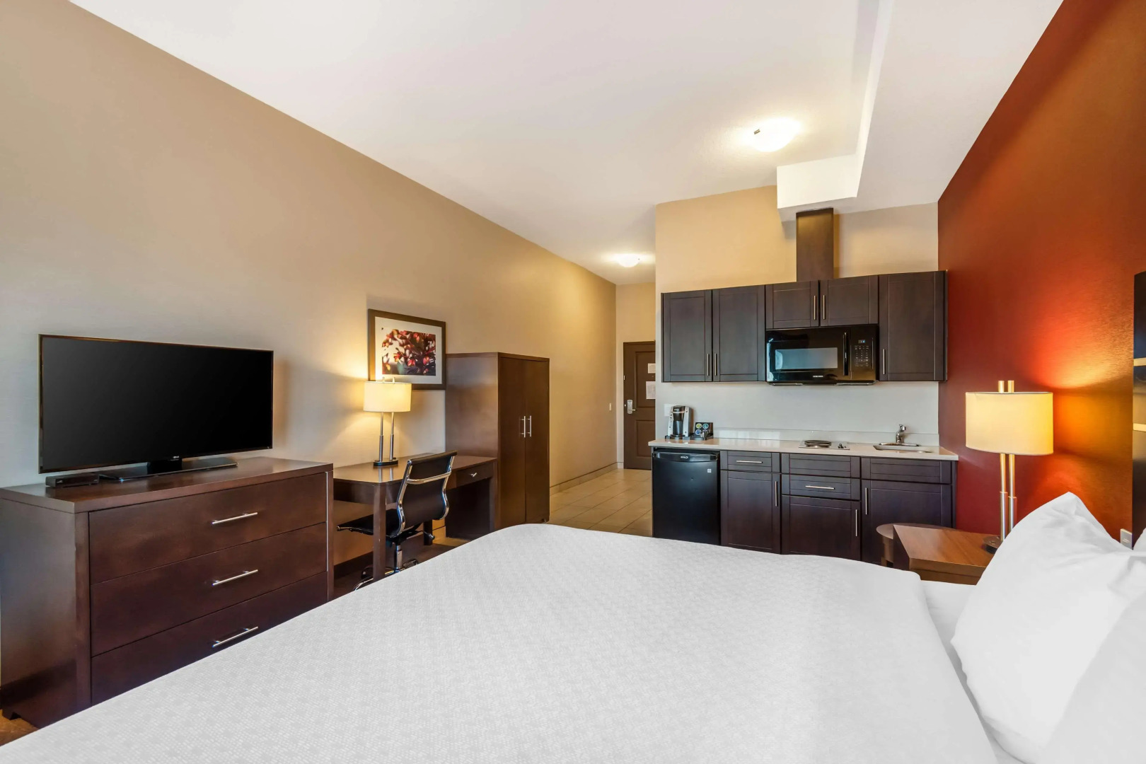 Best Western Plus Kindersley Hotel