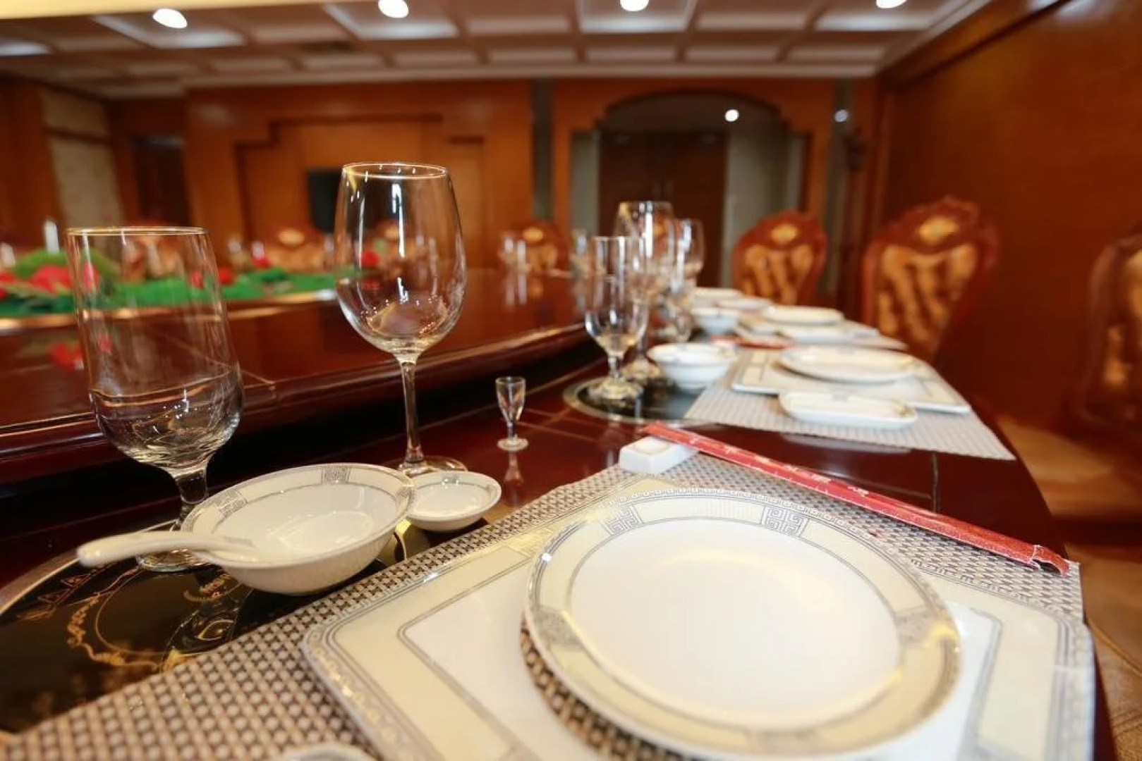 Qinzhou Jingtai Grand Hotel