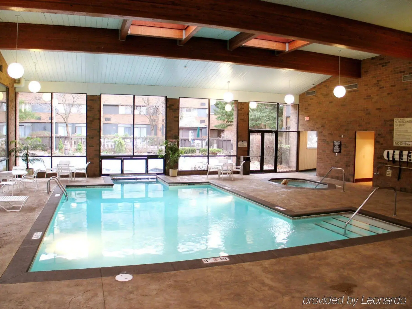 Sheraton Grand Rapids Airport Hotel
