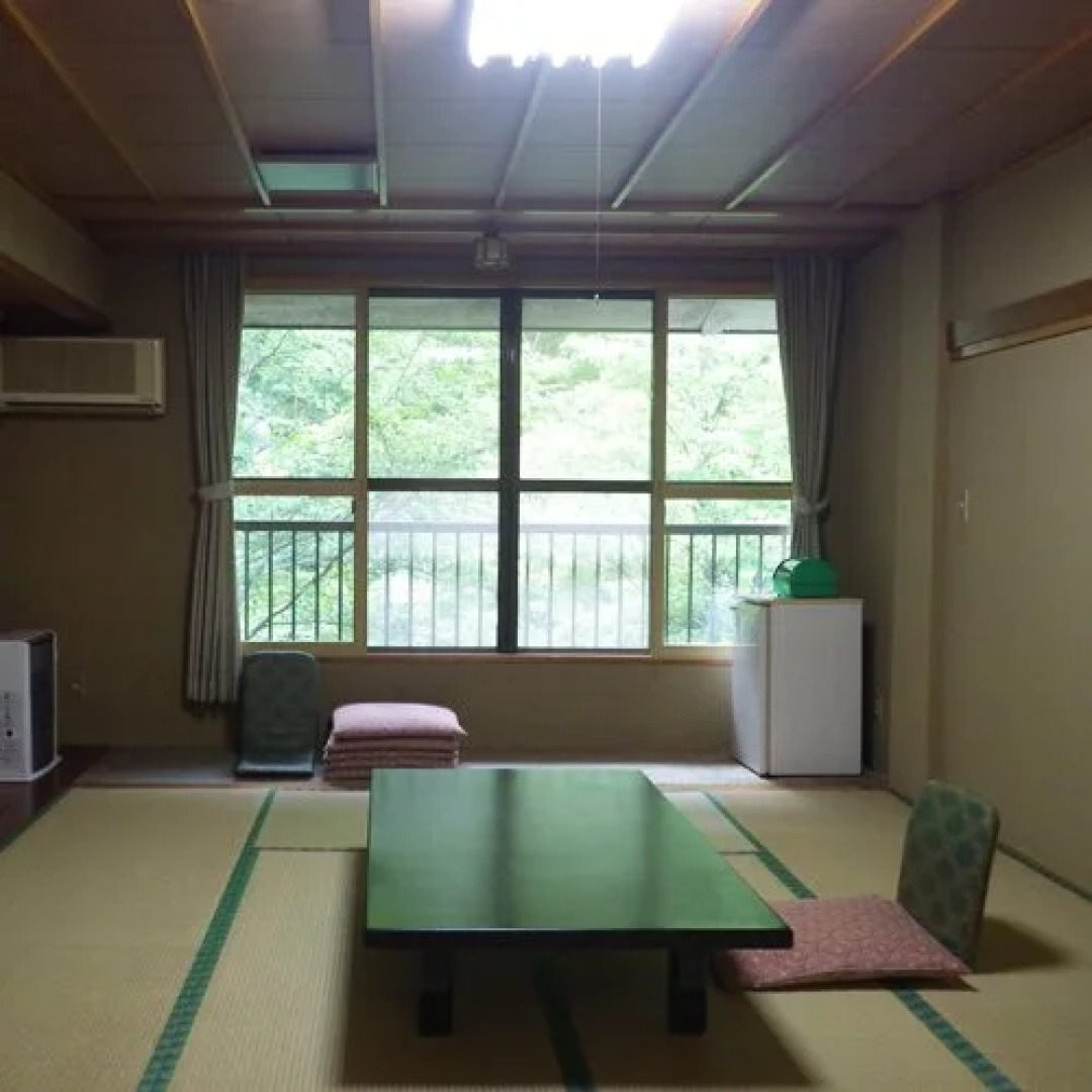 Hinayuyado Waraku Yuen