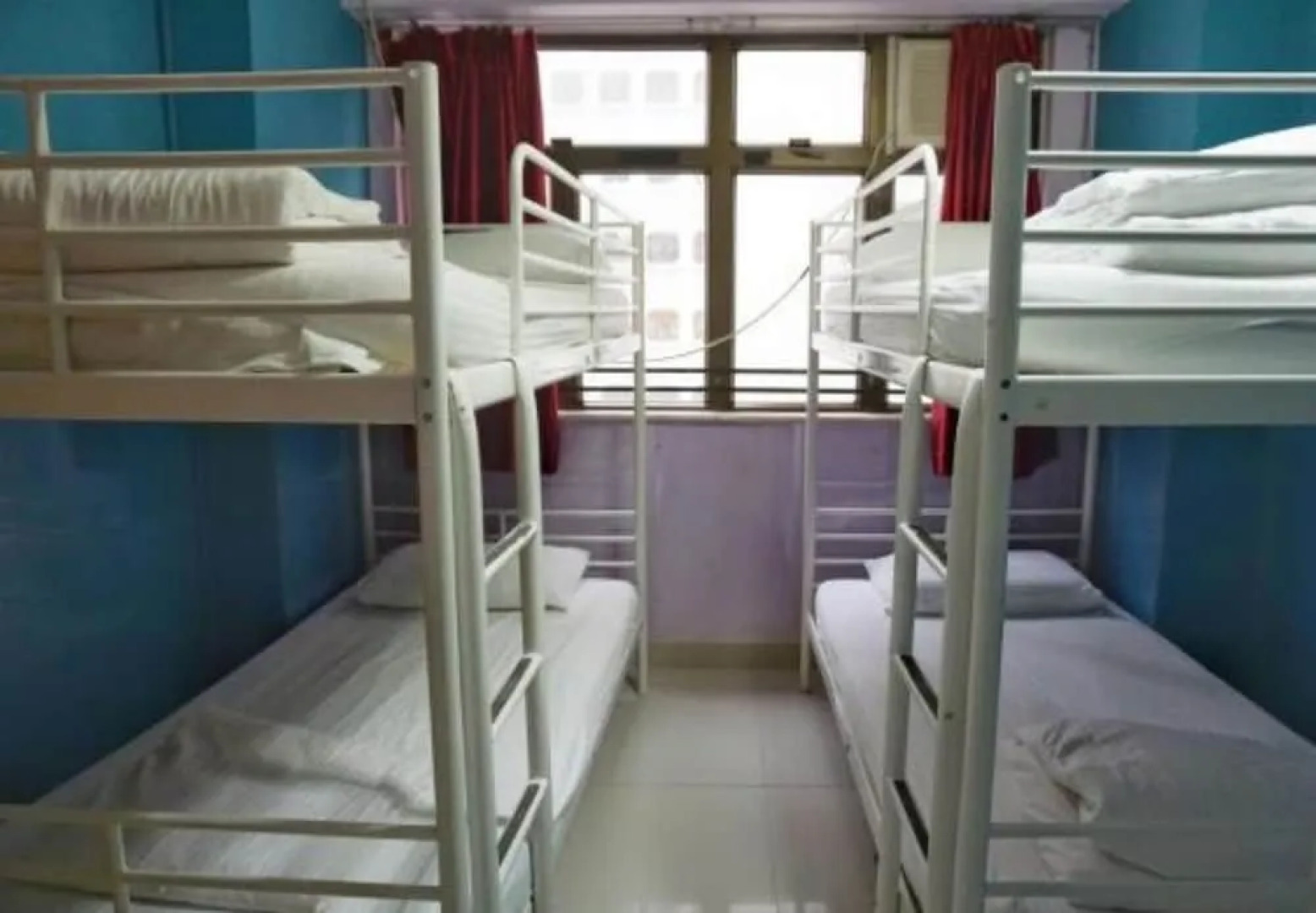 Cool Budget Hostel