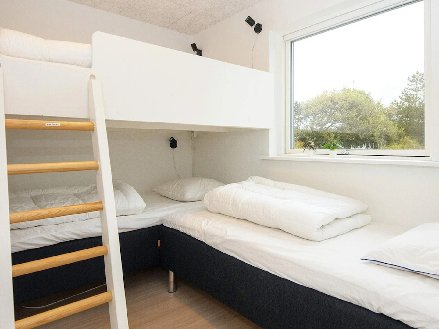 8 Person Holiday Home in Vemb