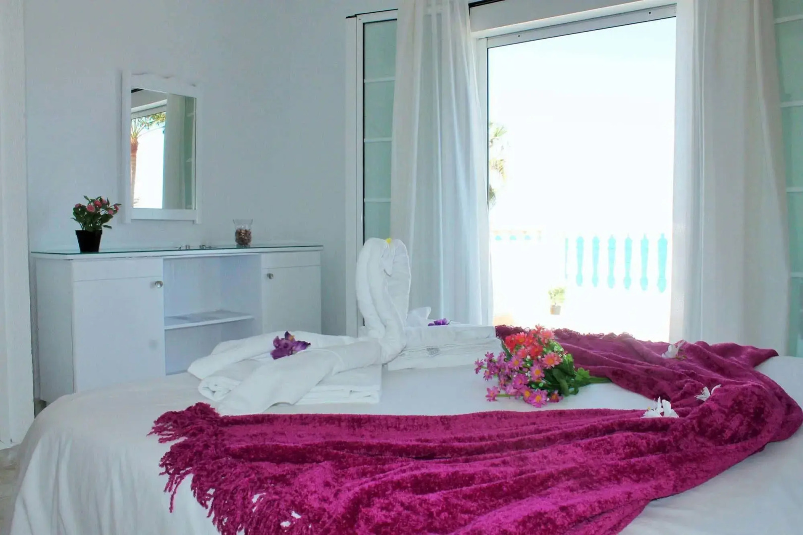 Villa Perseo Beachfront by Vacanzy Collection