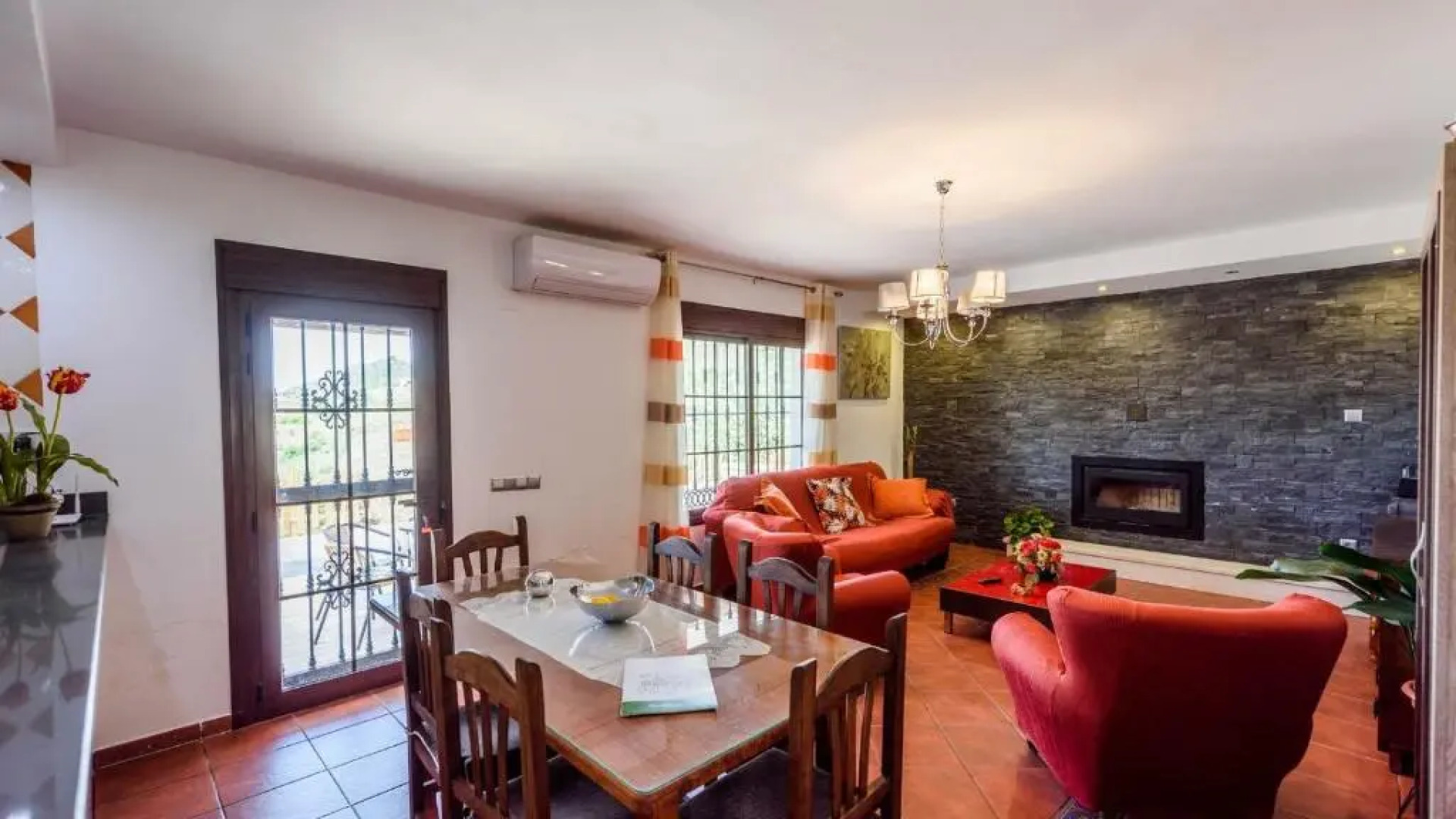 Villa Asuncion Arenas by Ruralidays