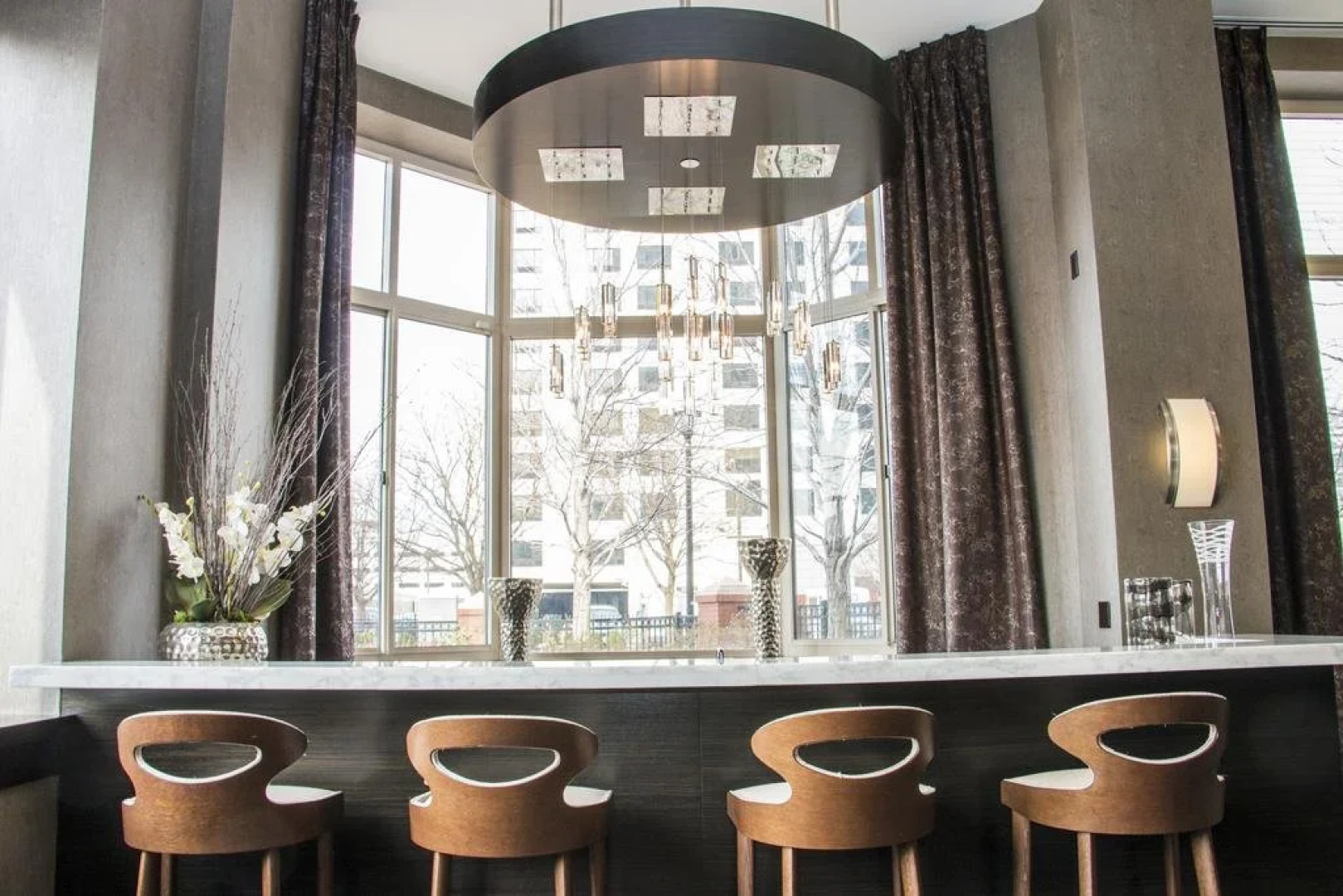 New York Area Modern Suites