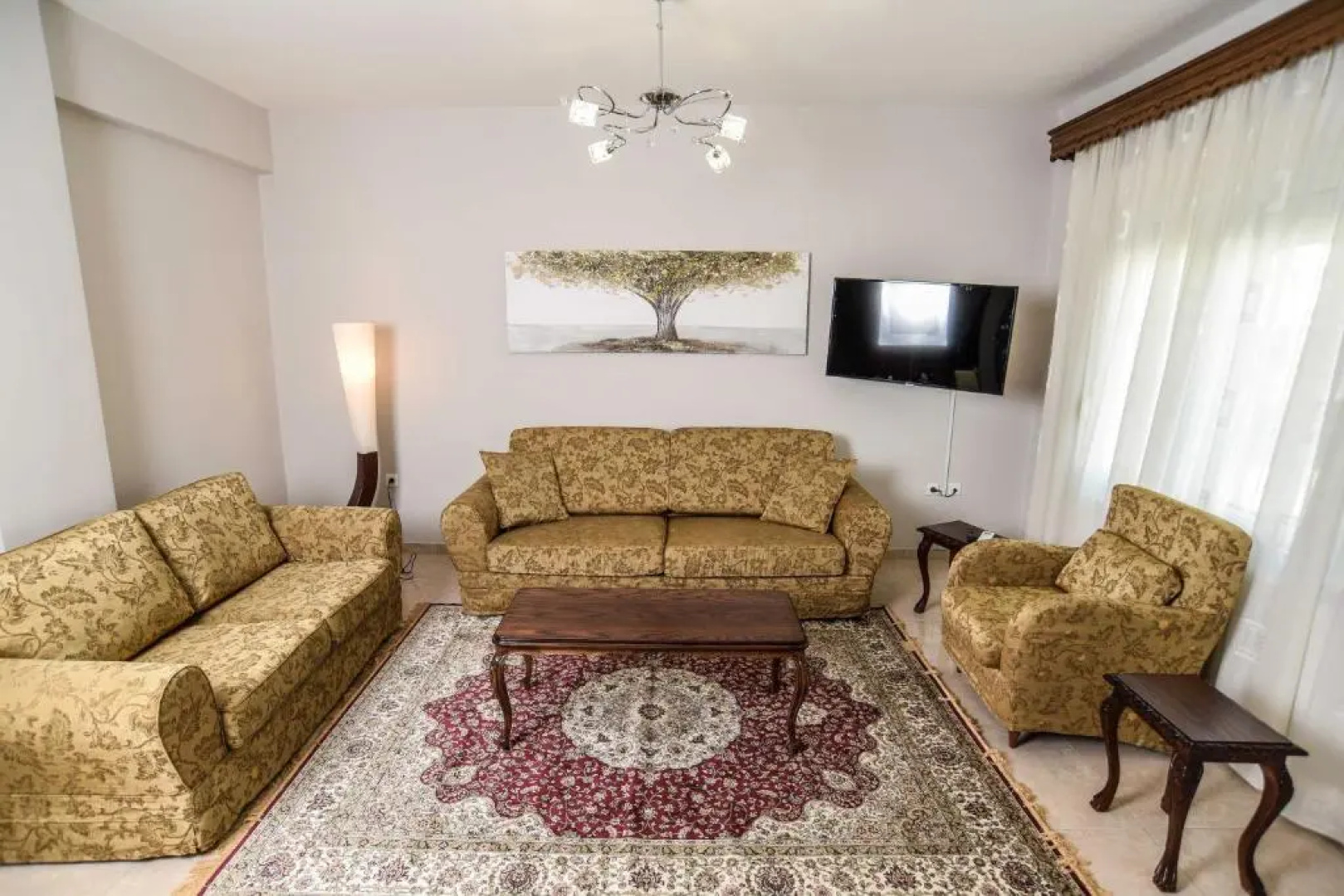 Friendly Flat 2