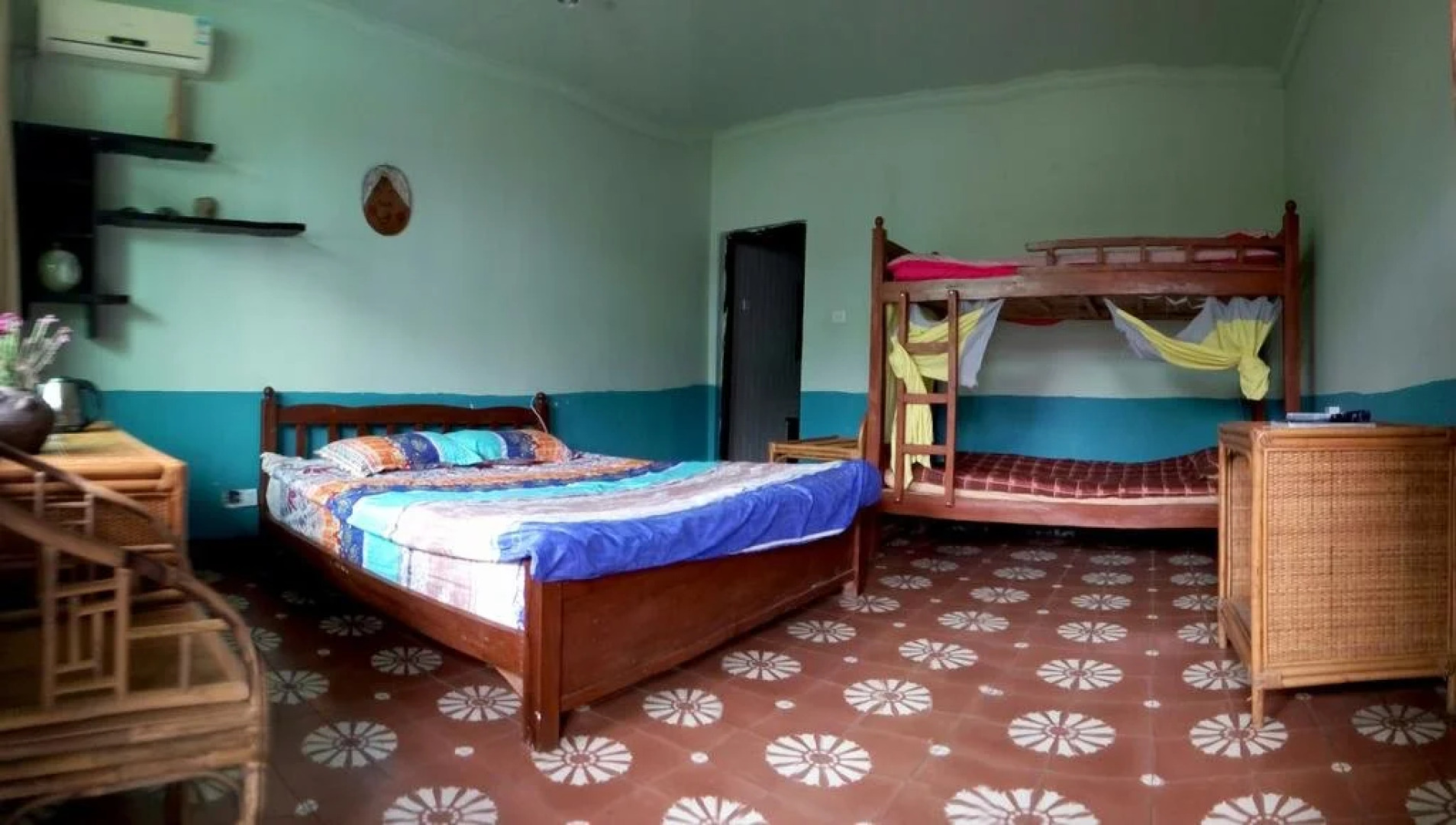 Wuyishan Shanchahua Youth Hostel