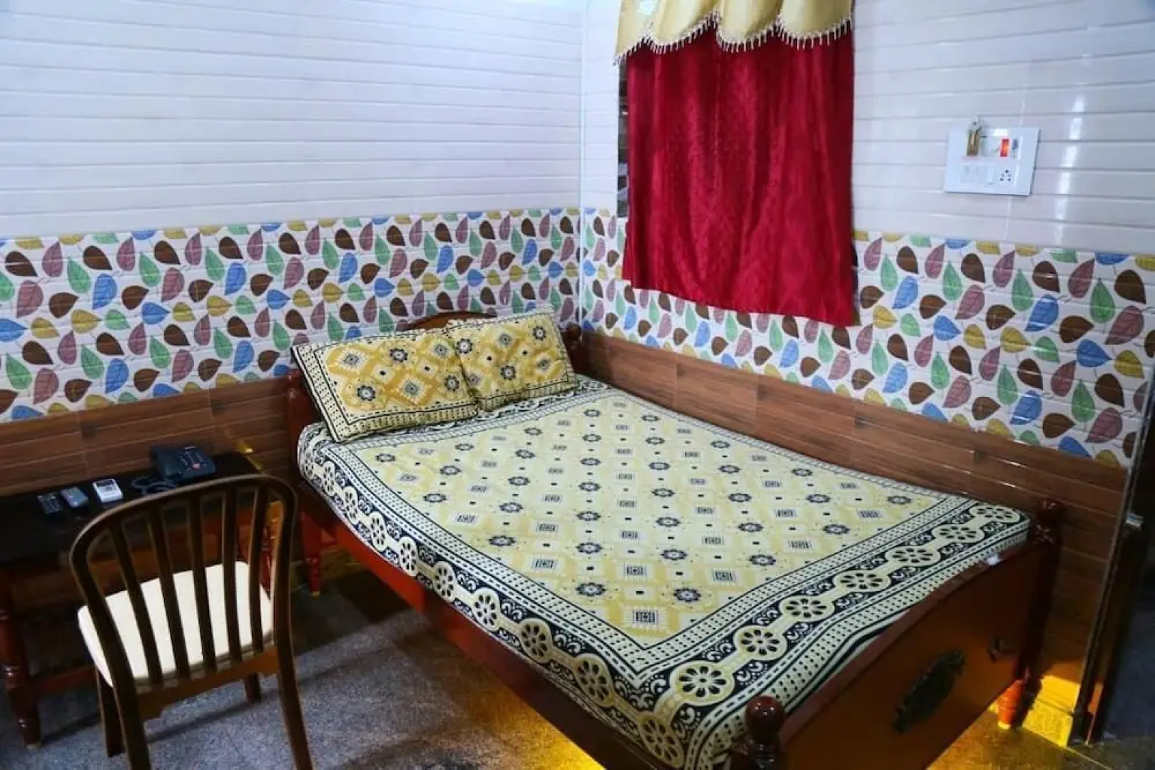 Sri Mahalakshmi Deluxe Lodge