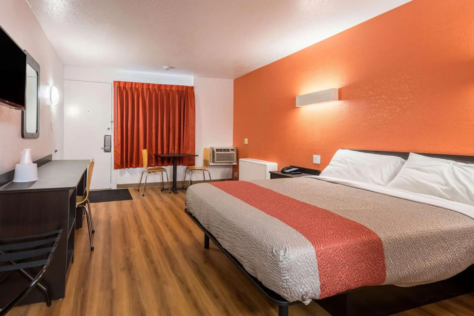 Motel 6 Schenectady, NY