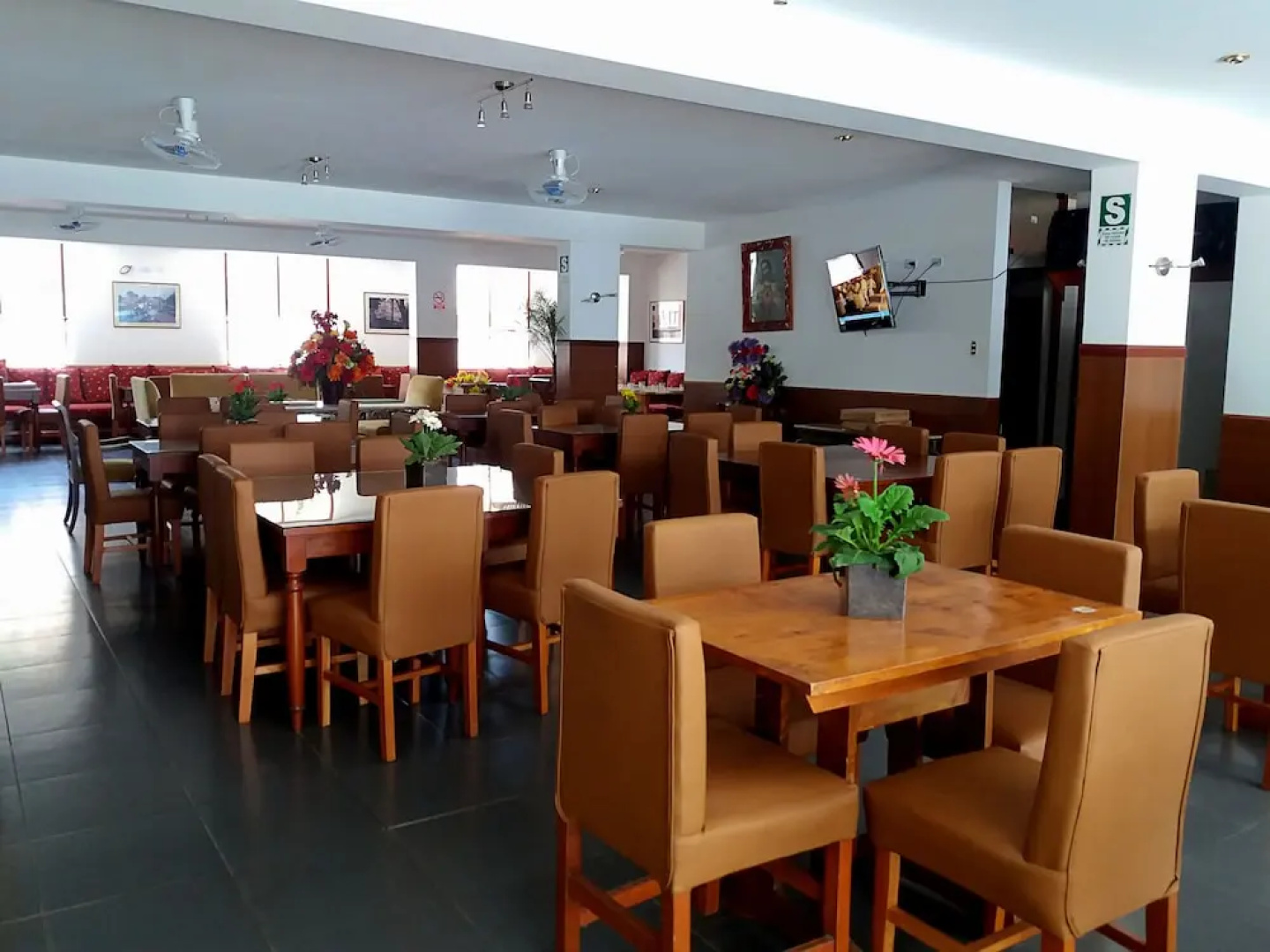 MC Hotel Ica