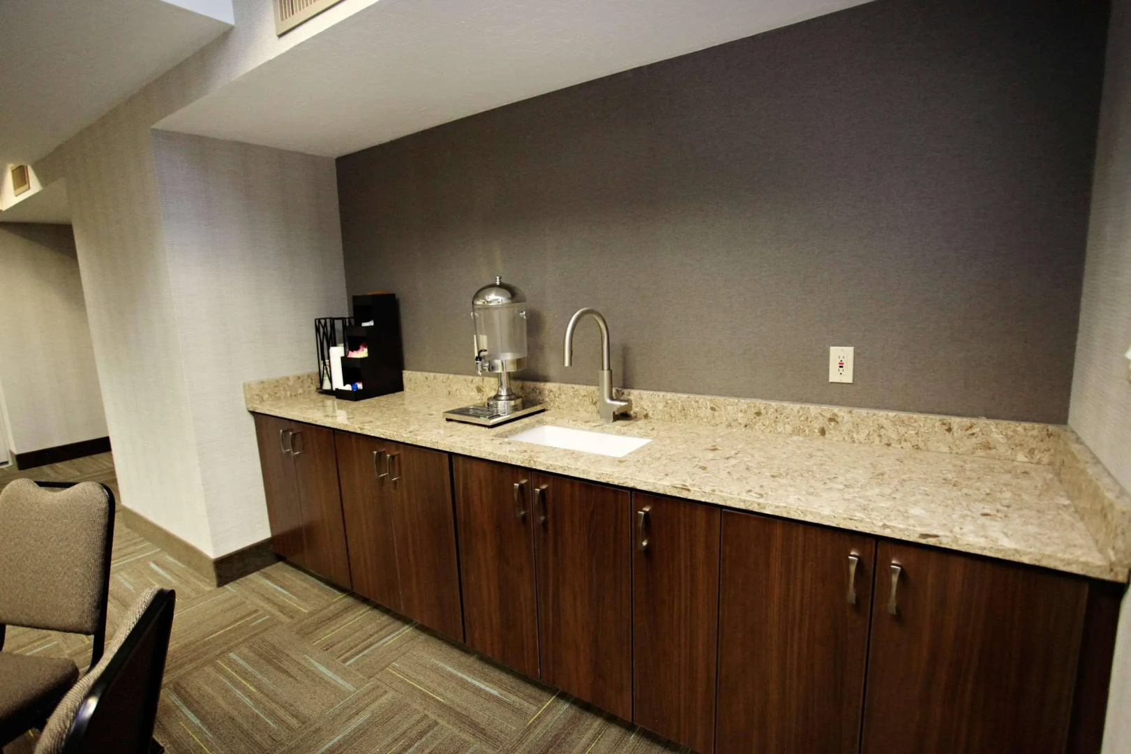 Best Western Plus CottonTree Inn