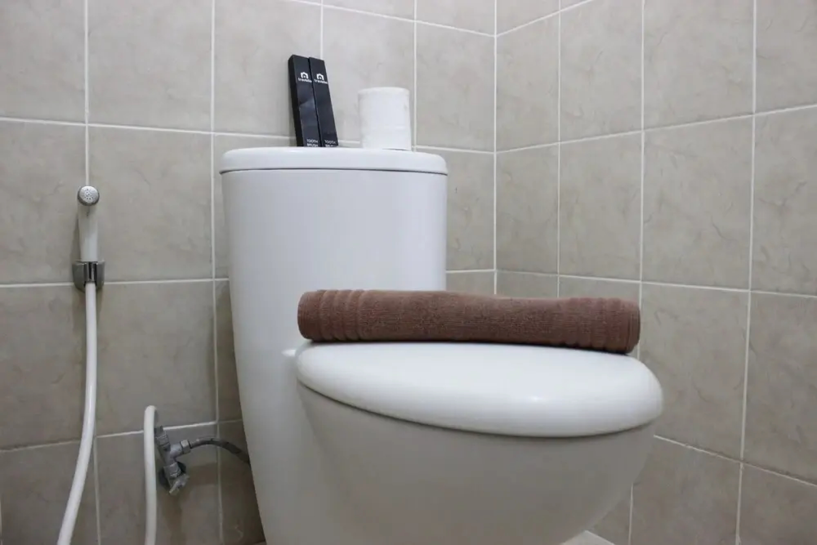 Economic 2BR @ Pinewood Apartment near ITB