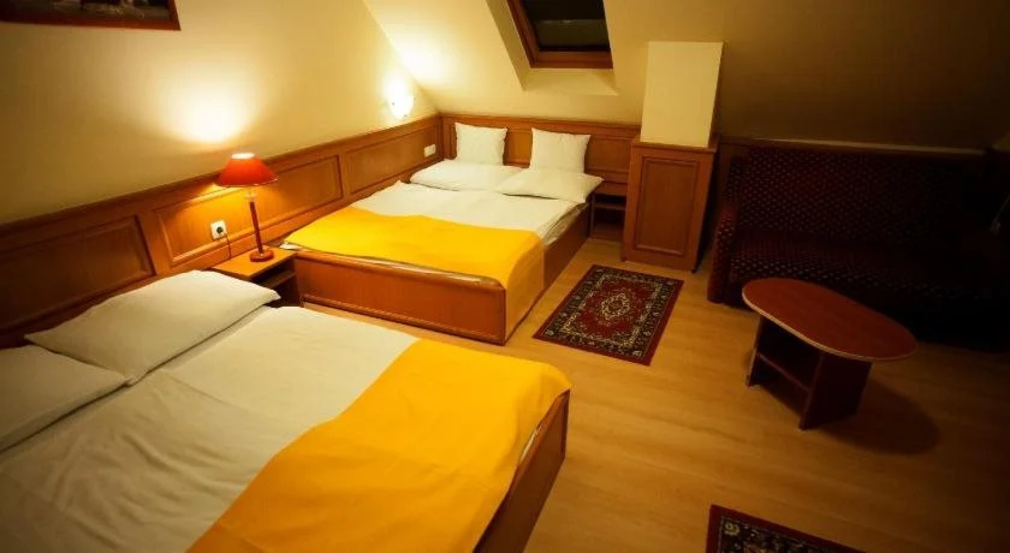 Szinbád Panzió és Étterem