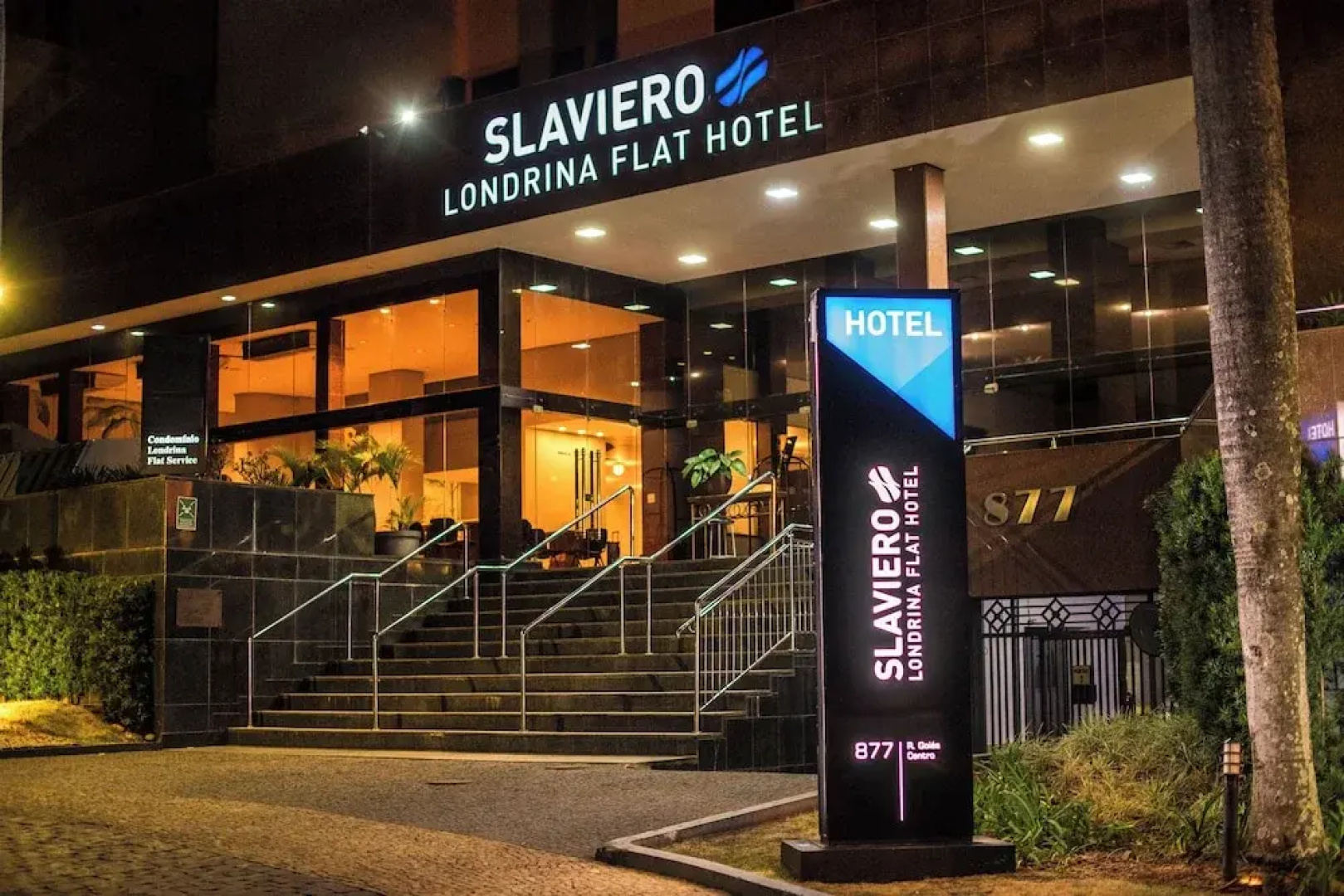 Apto Londrina Flat Hotel 704, 43 m2 , luxe, c jacuzzi