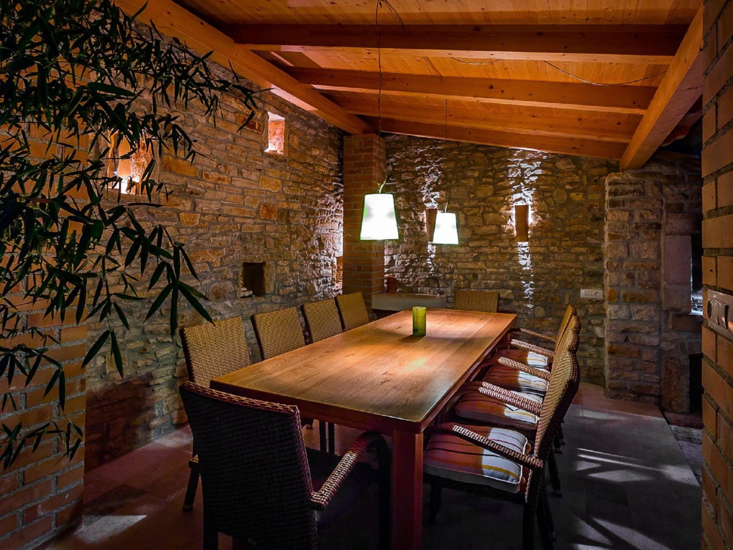 Beautiful Villa Consisting of two Houses With Private Pool, Near Pula and Beach