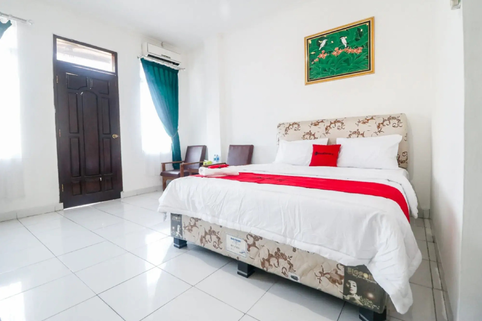 RedDoorz @ Jalan Diponegoro Lampung