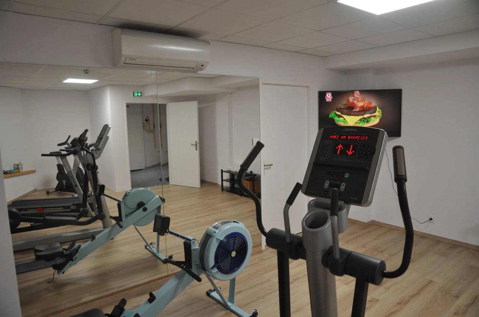 Les Elmes - Hôtel, Spa & Plage Privée