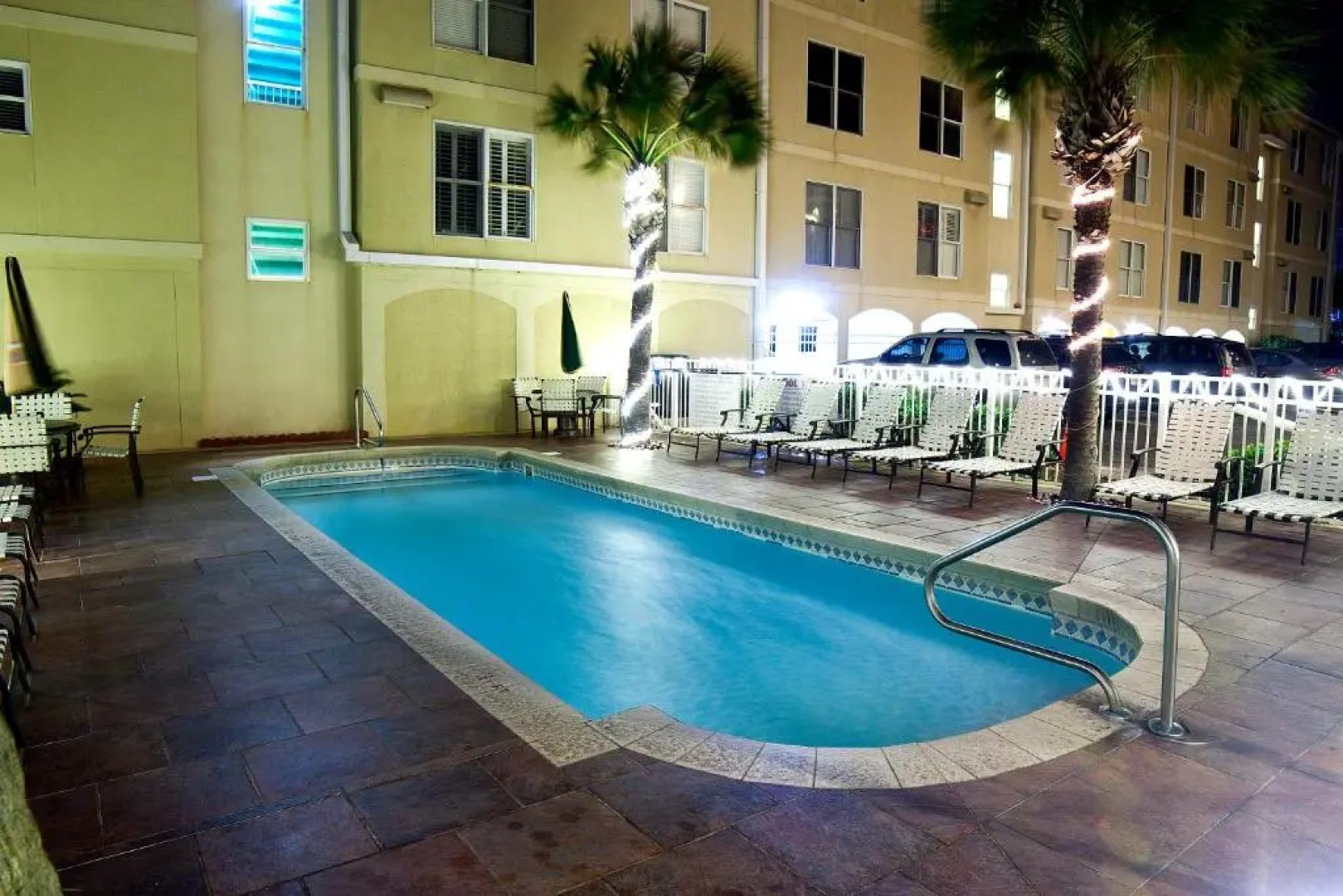 DeSoto Beach Hotel