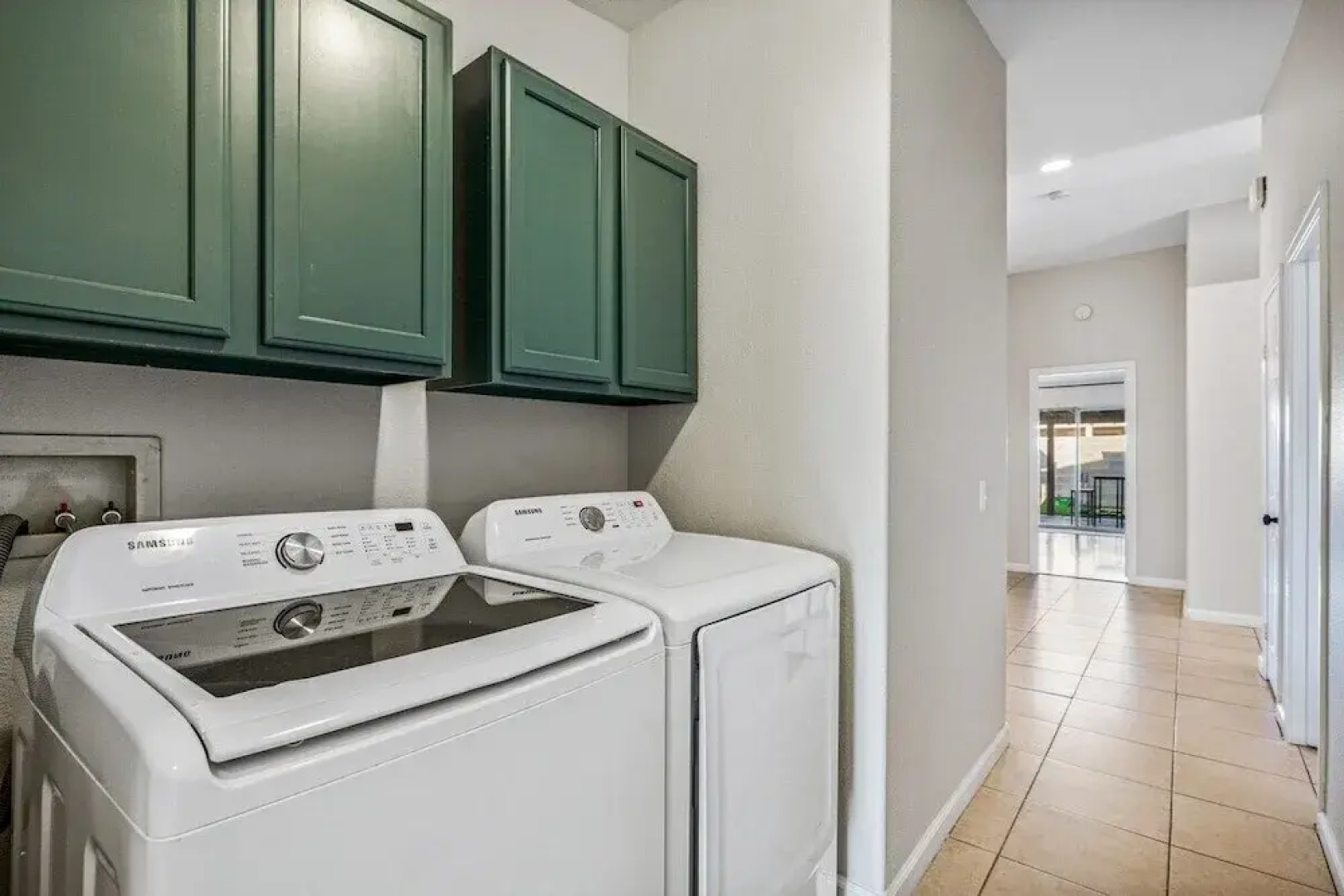 Relaxing 5BR Retreat with Pool Game Room