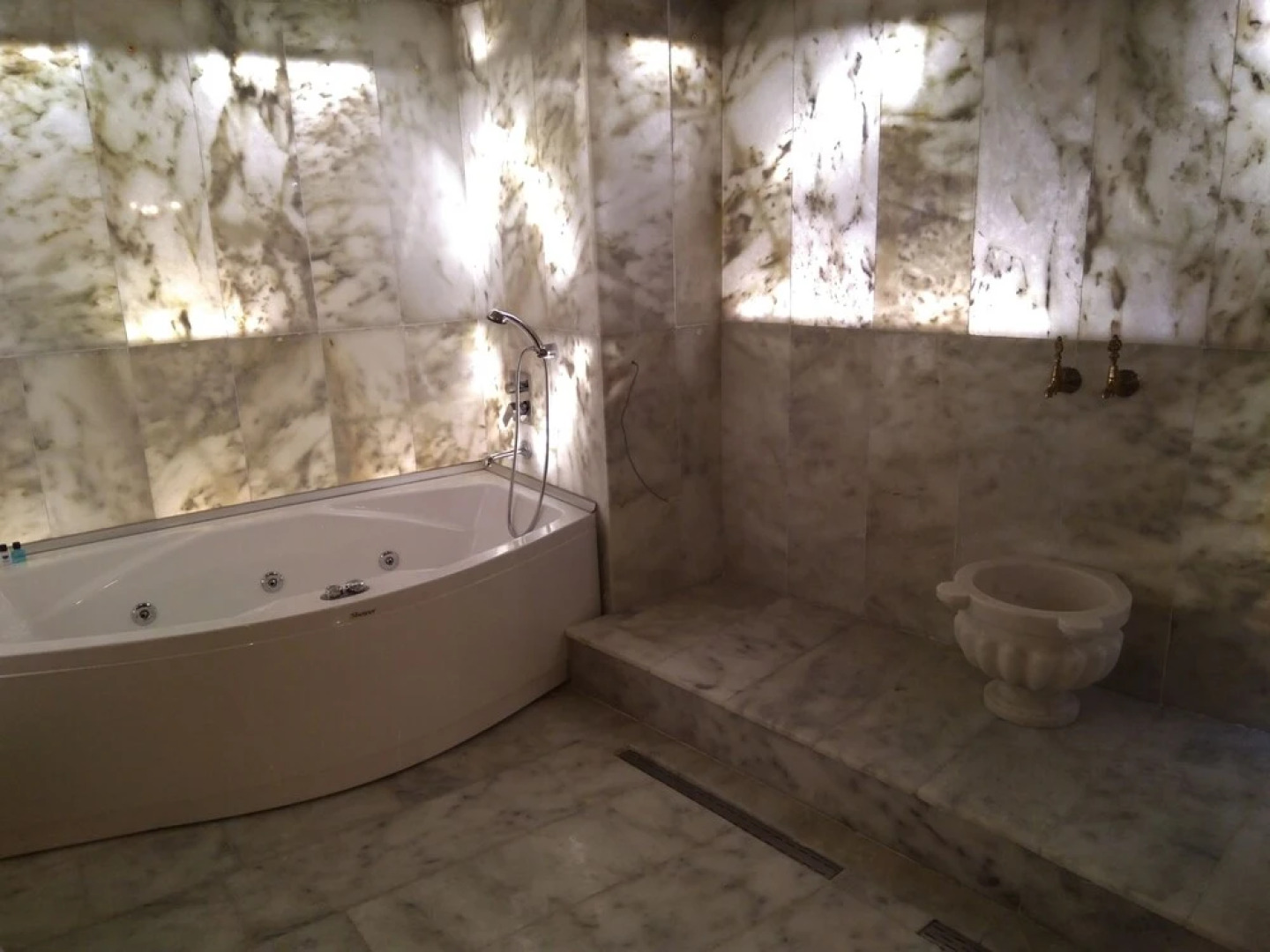 Gamirasu Village House