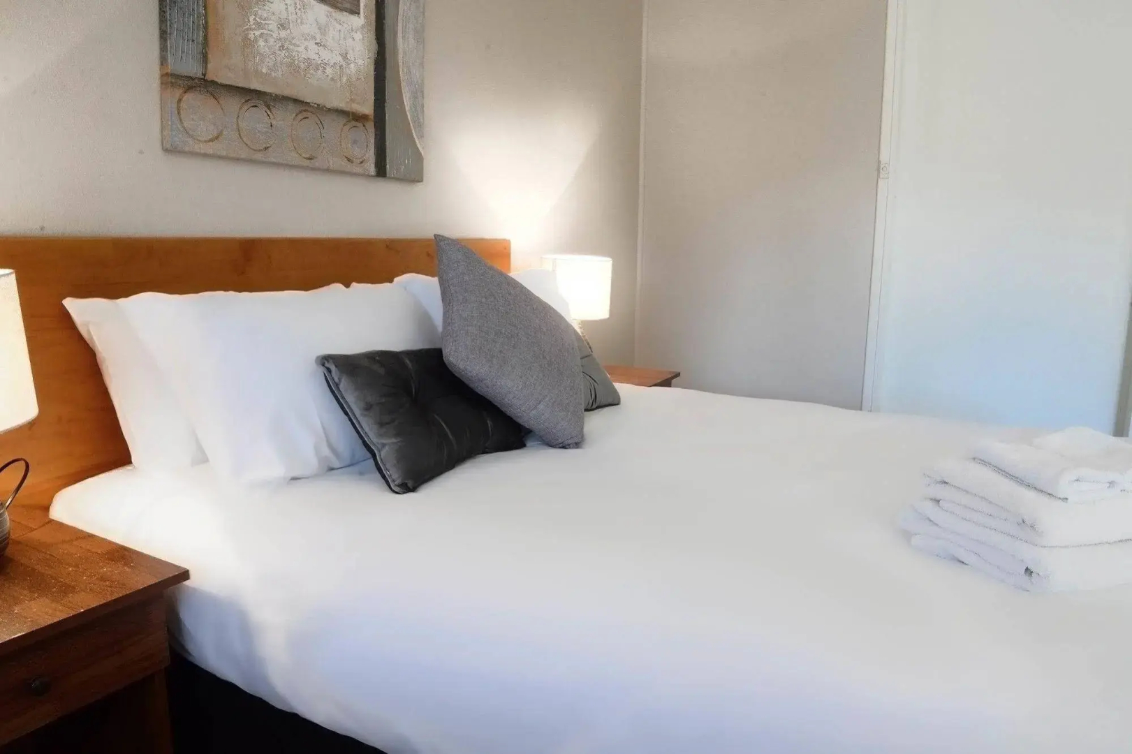 Almond Inn Motel