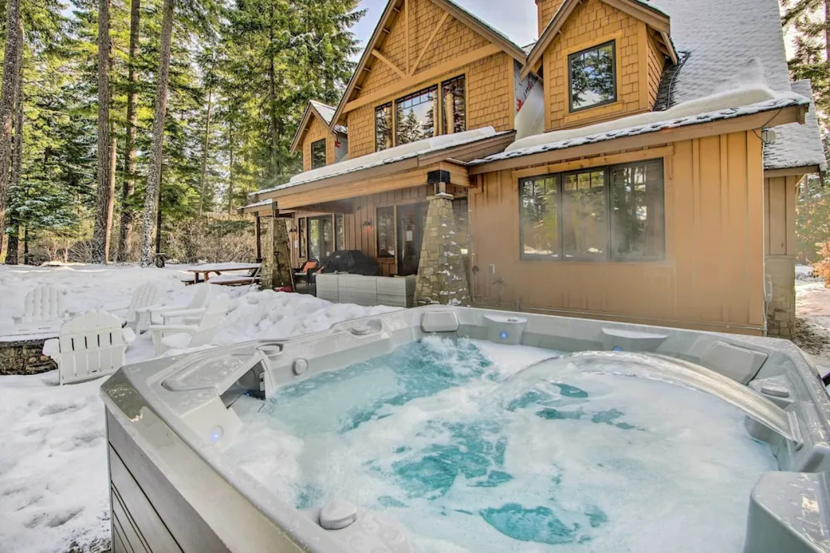 Hot Tub & Game Room: Home in Cle Elum