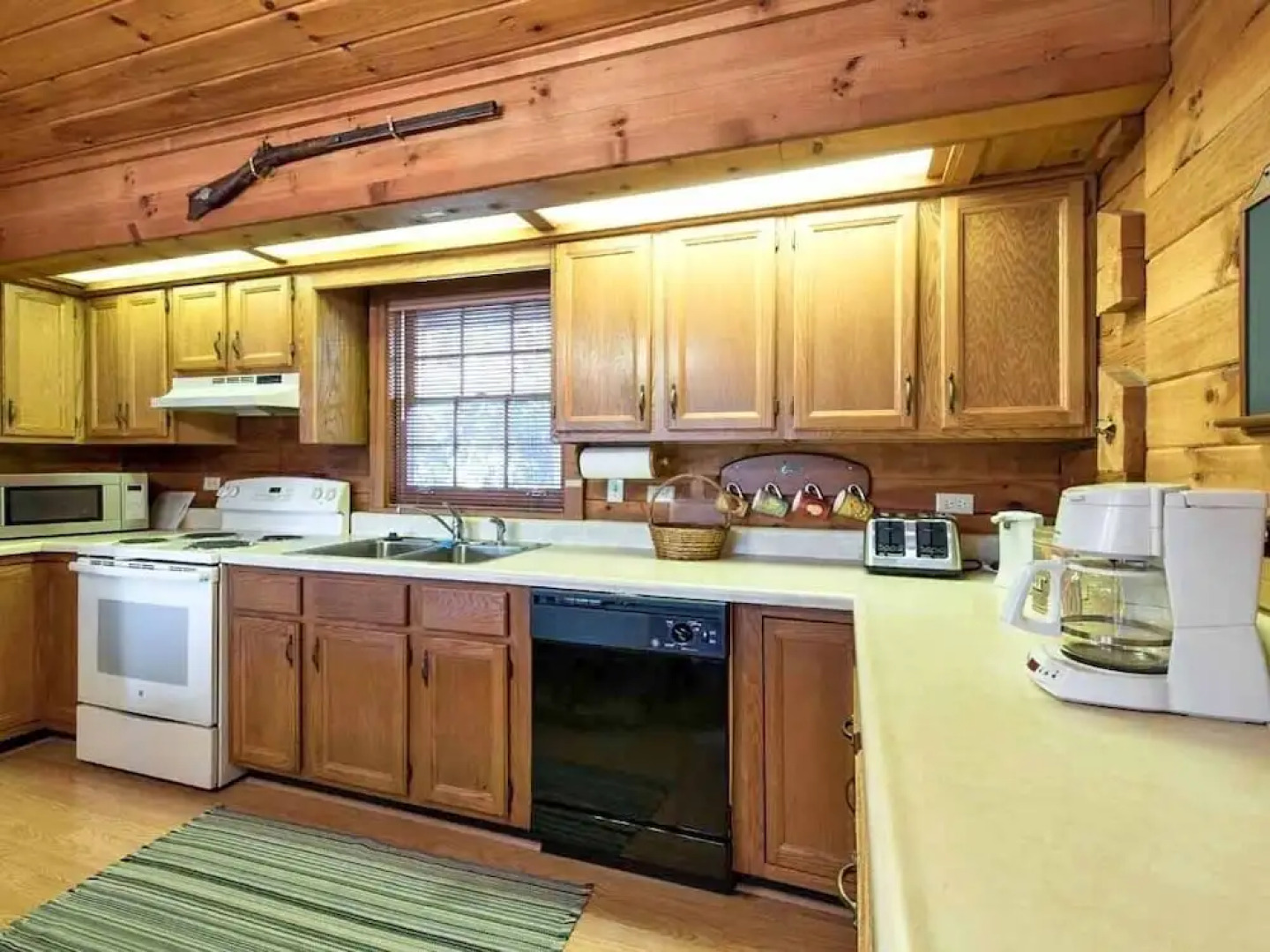 Alpine Windsong 2 Bedroom Home with Gas Fireplace