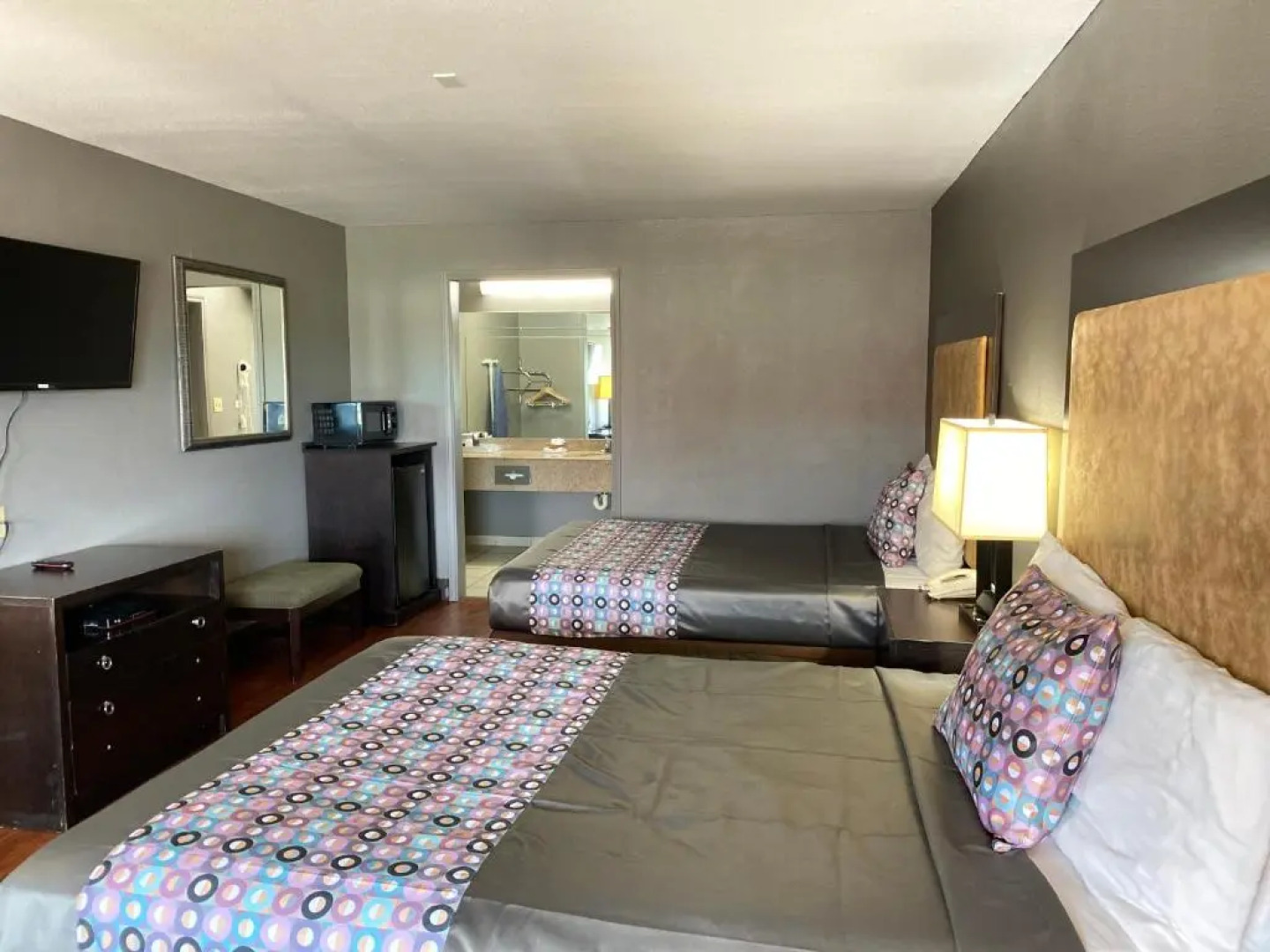 Island Suites Bay City