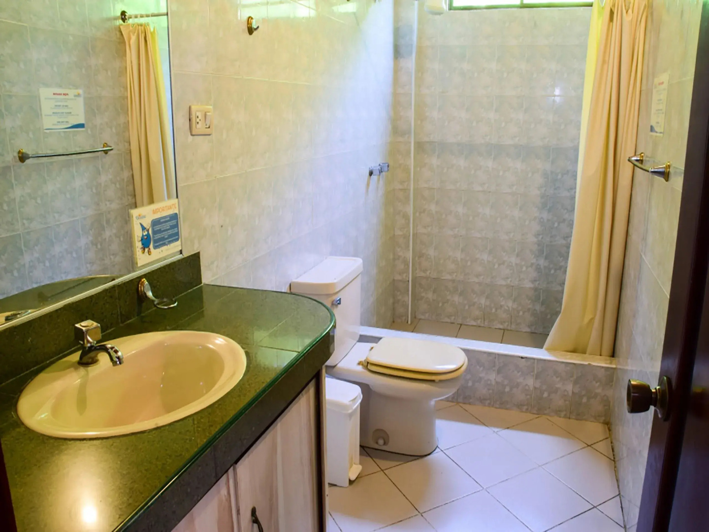 Oceanic Hosteria Y Restaurante