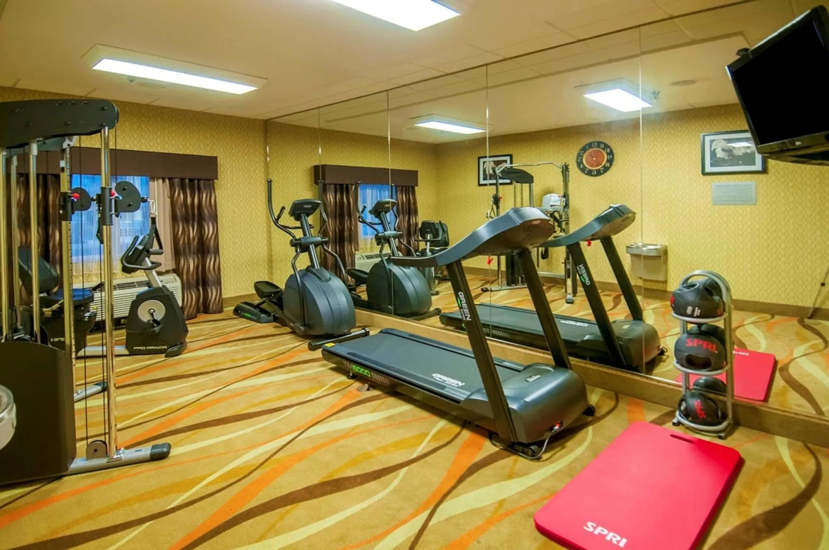 Best Western Plus JFK Inn & Suites