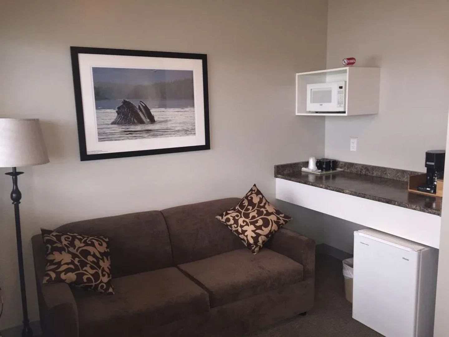 McNeills Inn on the Harbour Front