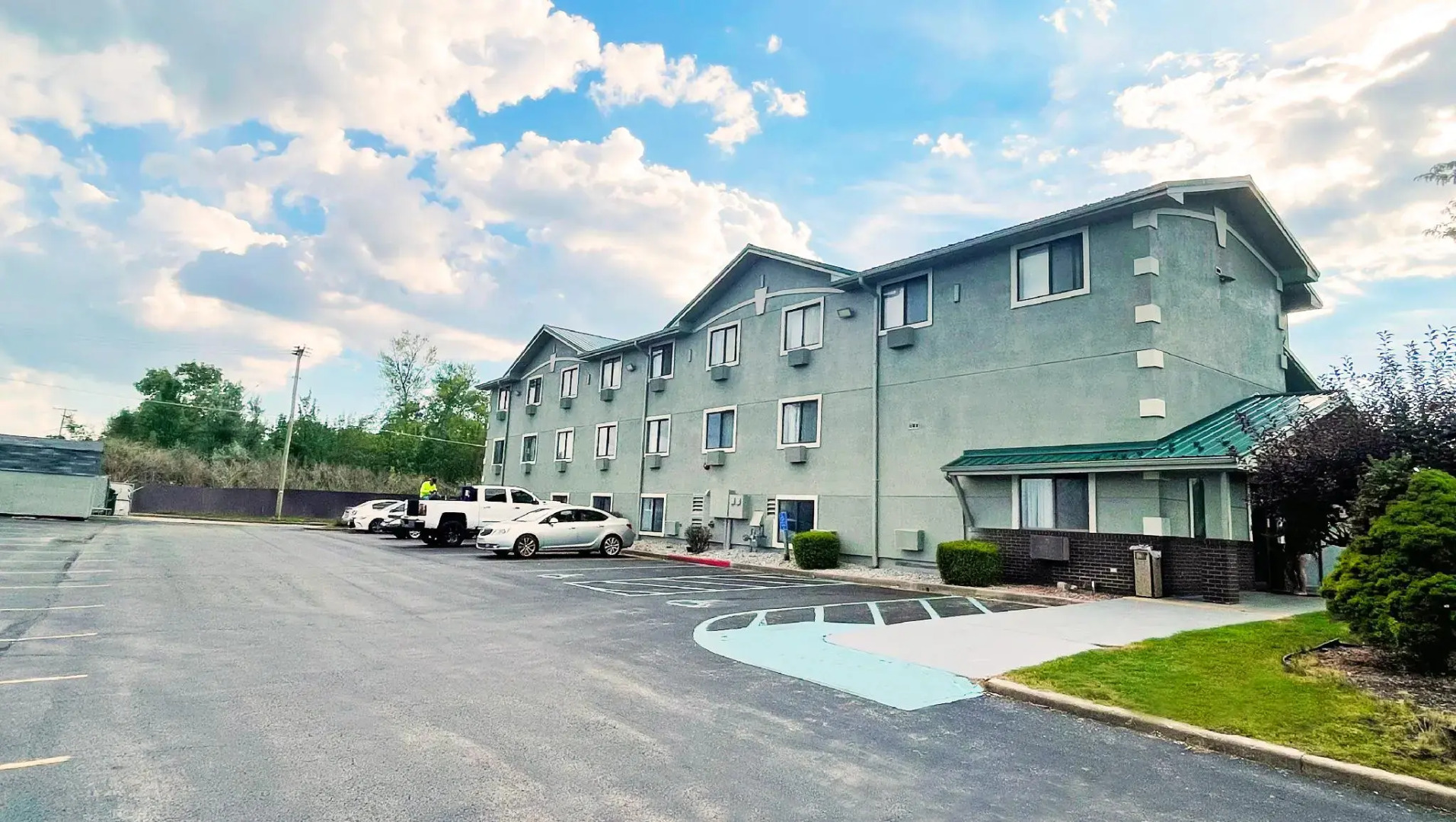 Magnuson Hotel Fort Wayne North – Coliseum