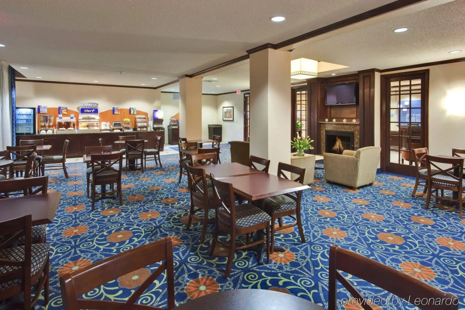 Holiday Inn Express Hotel & Suites Detroit-Novi by IHG