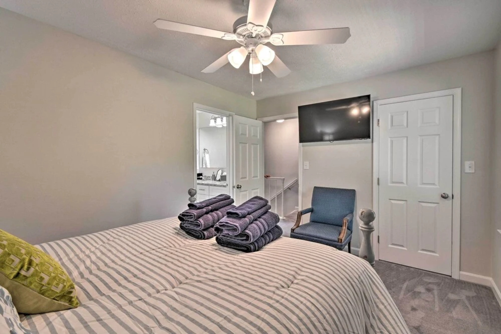 Downtown Southern Pines Townhome With Deck!