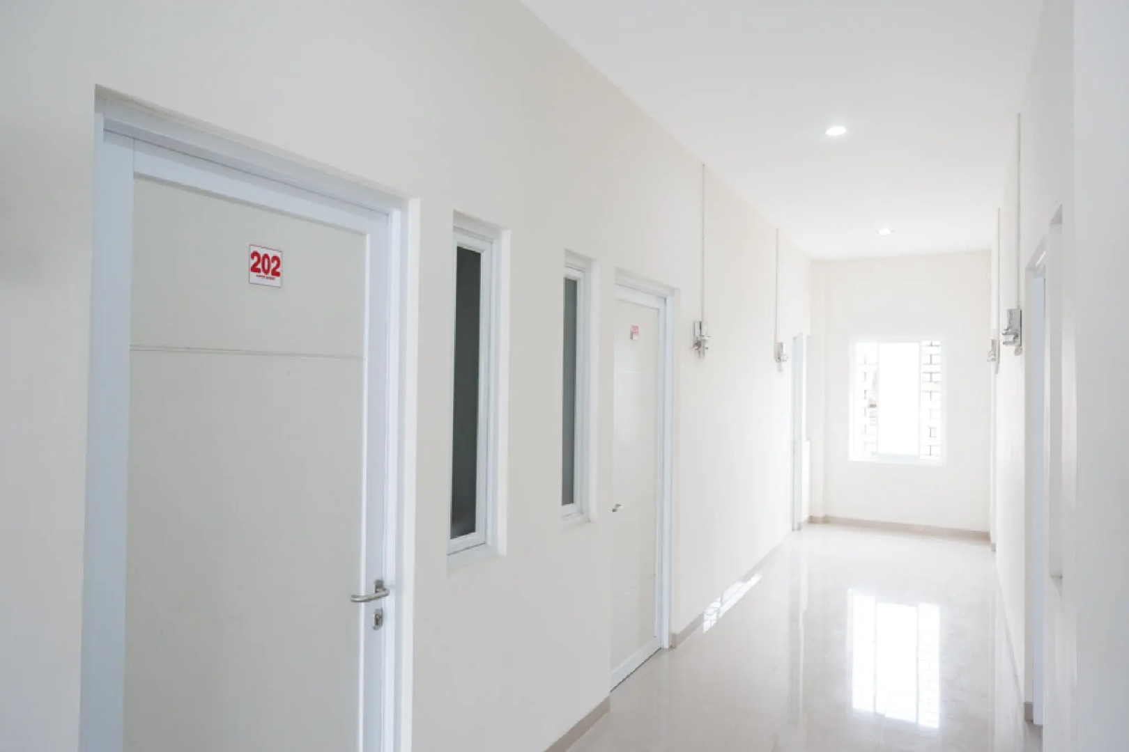 RedDoorz near Pacific Mall Tegal 2