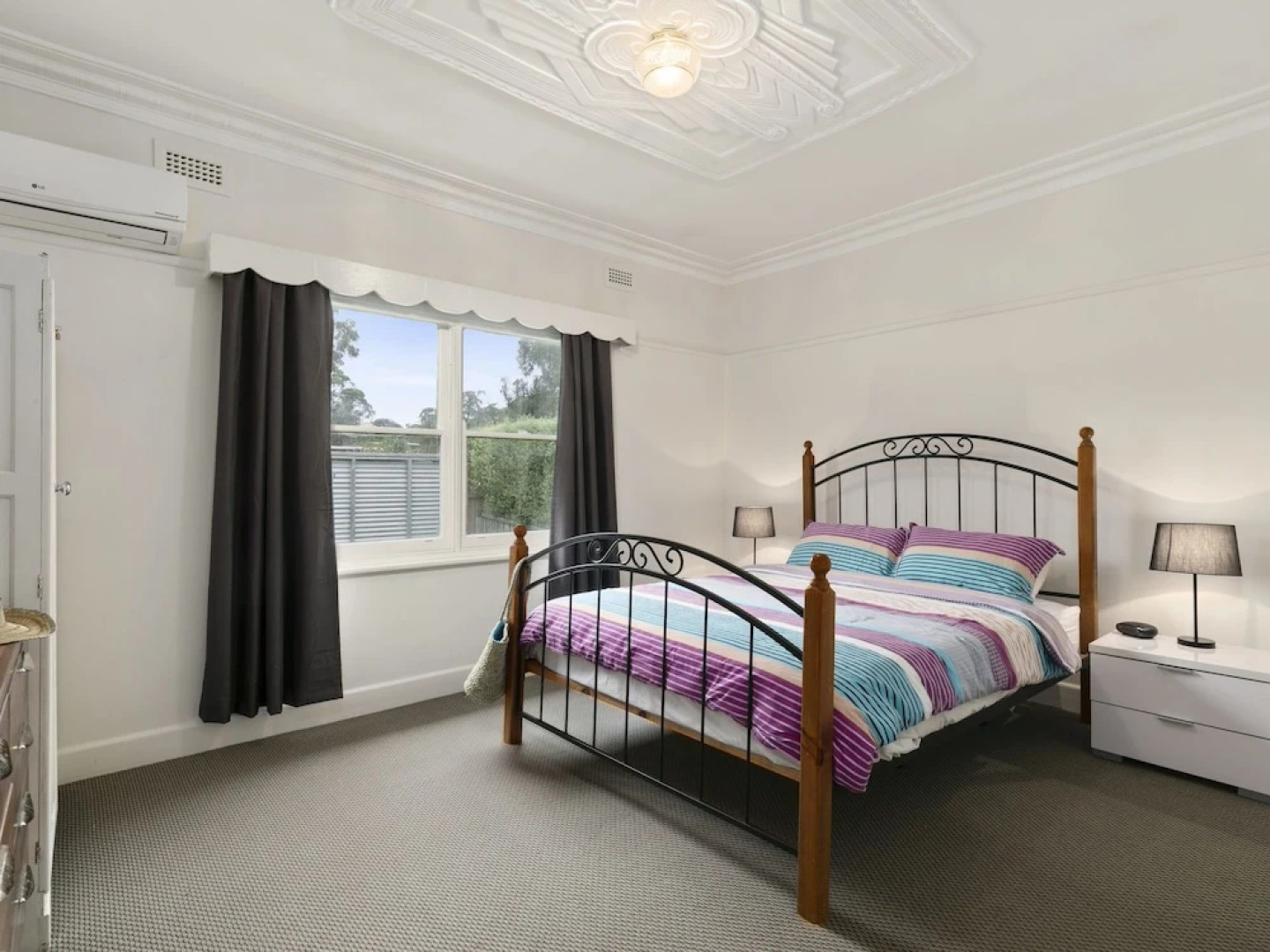 Vintage Sunrise - Pet Friendly (Outside Only)